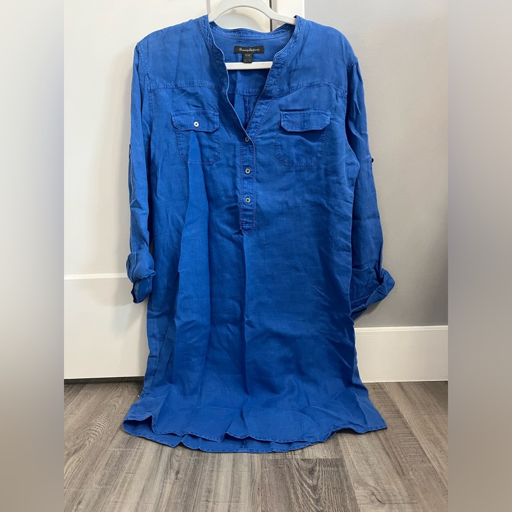 Tommy Bahama linen Blue half button down dress.